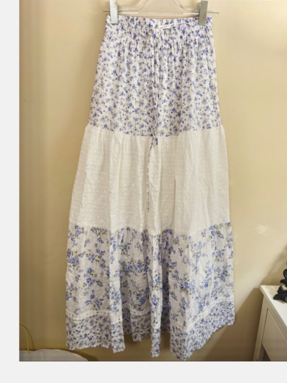 Altar'd State Women's size Small Floral Maxi Skirt - NWOT